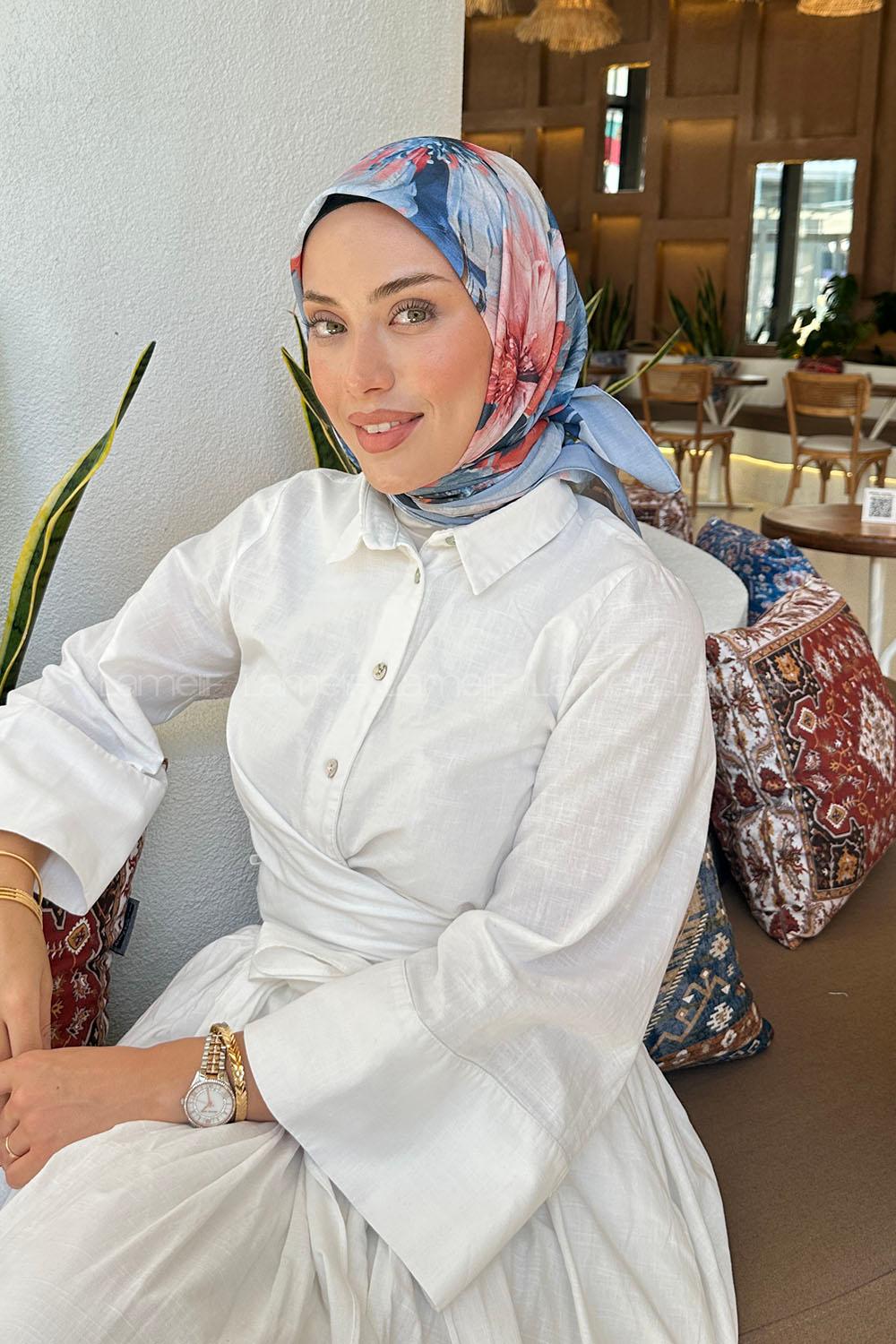 Lamelif Çiçek Desen Soft Eşarp Gök Mavisi