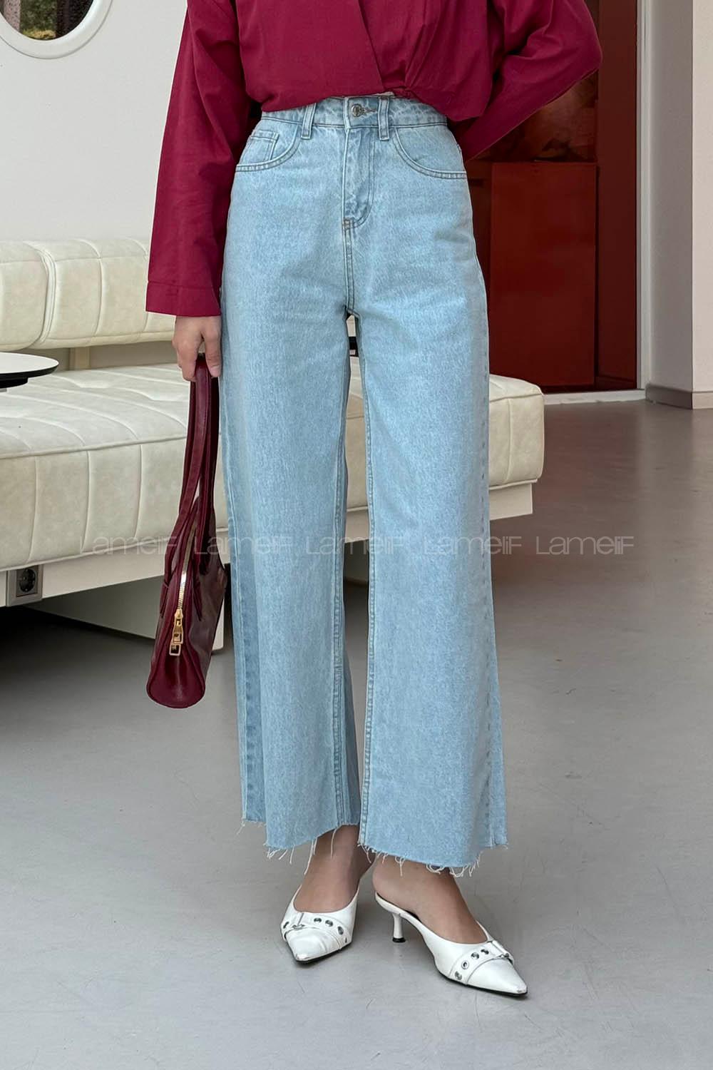 Lamelif Kesik Paça Midi Boy Pantolon Açık Mavi