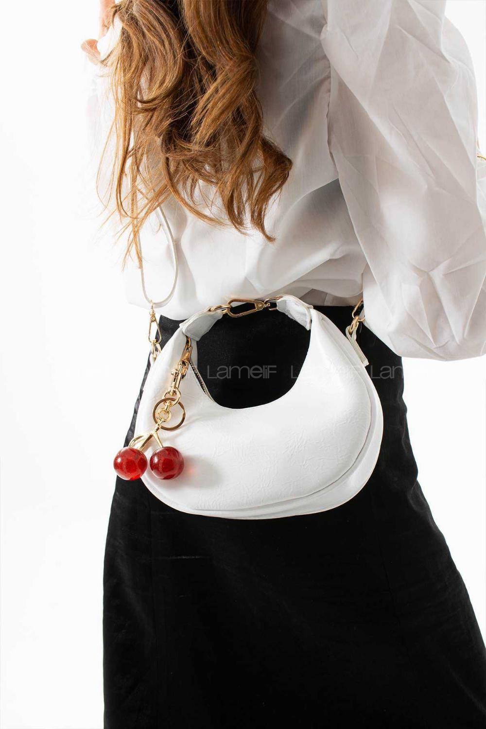 Lamelif Betty Model Charm Hediyeli Kadın El Ve Omuz Çantası Beyaz