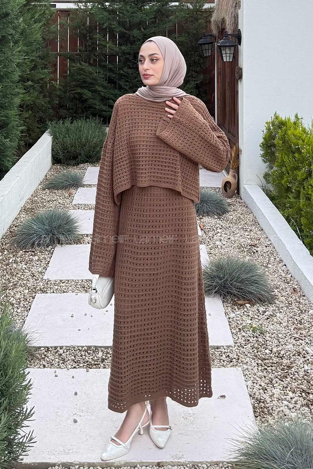 Lamelif Ajurlu Triko Tesettür Takım Kahve