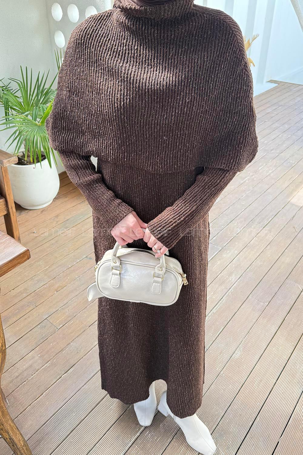 Lamelif Pelerin Yaka Triko Tesettür Elbise Acı Kahve