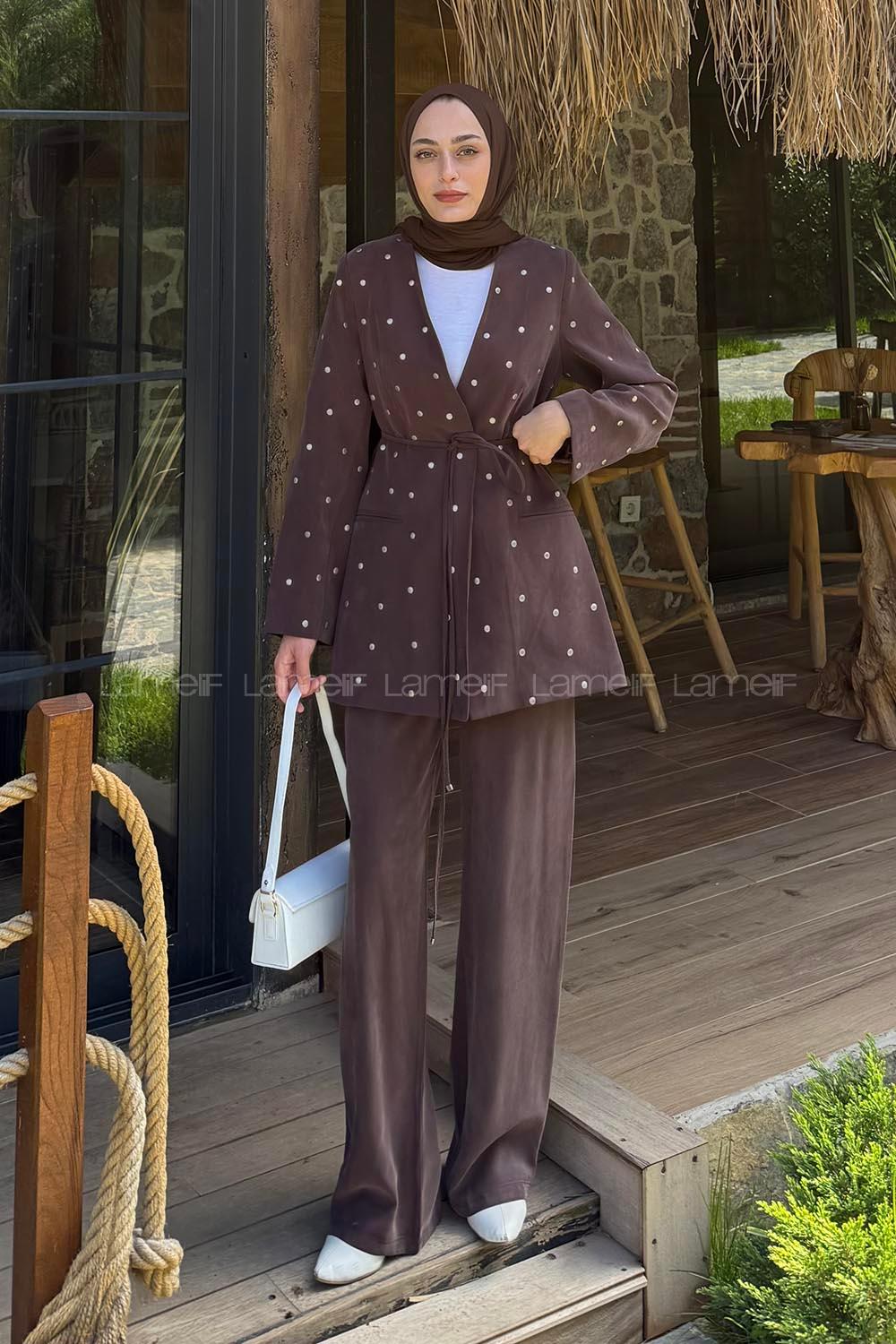 Lamelif Zımba Detaylı Pantolon-Ceket Takım Kahverengi
