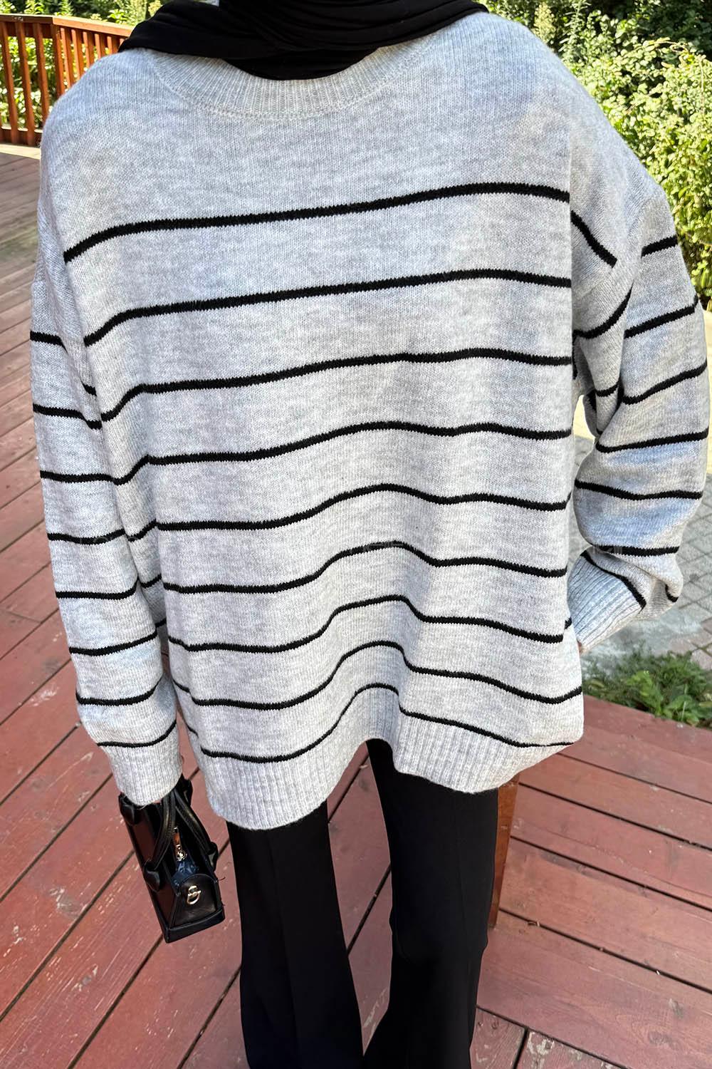 Lamelif Çizgili Triko Kazak Gri