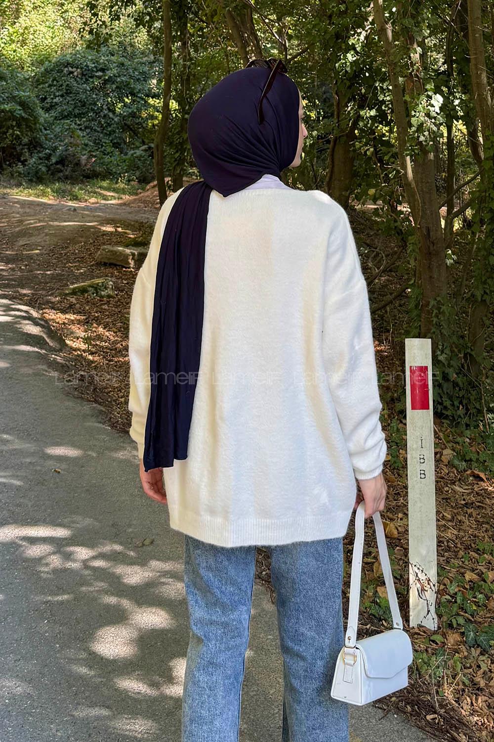 Lamelif Kalp Nakış Detaylı Oversize Hırka Ekru