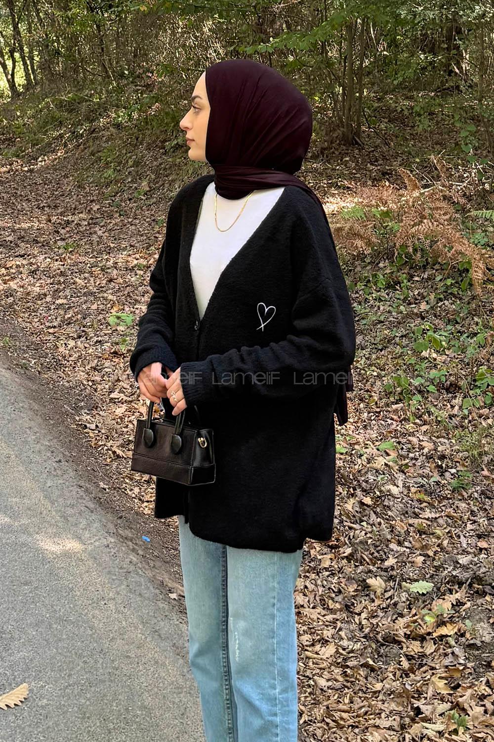 Lamelif Kalp Nakış Detaylı Oversize Hırka Siyah