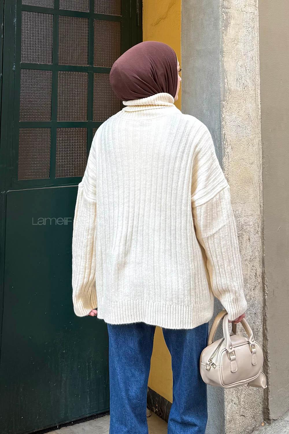 Natural Turtle Neck Long Arm Jumper