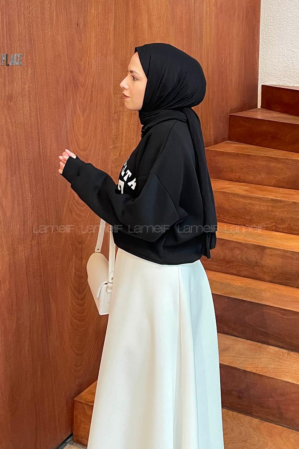 Black Neckband Long Arm Printed Sweatshirt