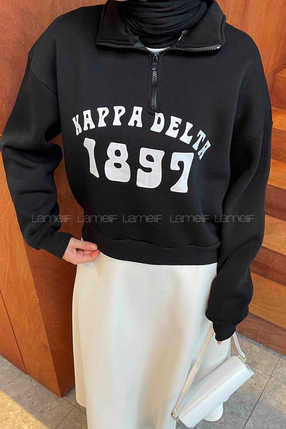 Black Neckband Long Arm Printed Sweatshirt