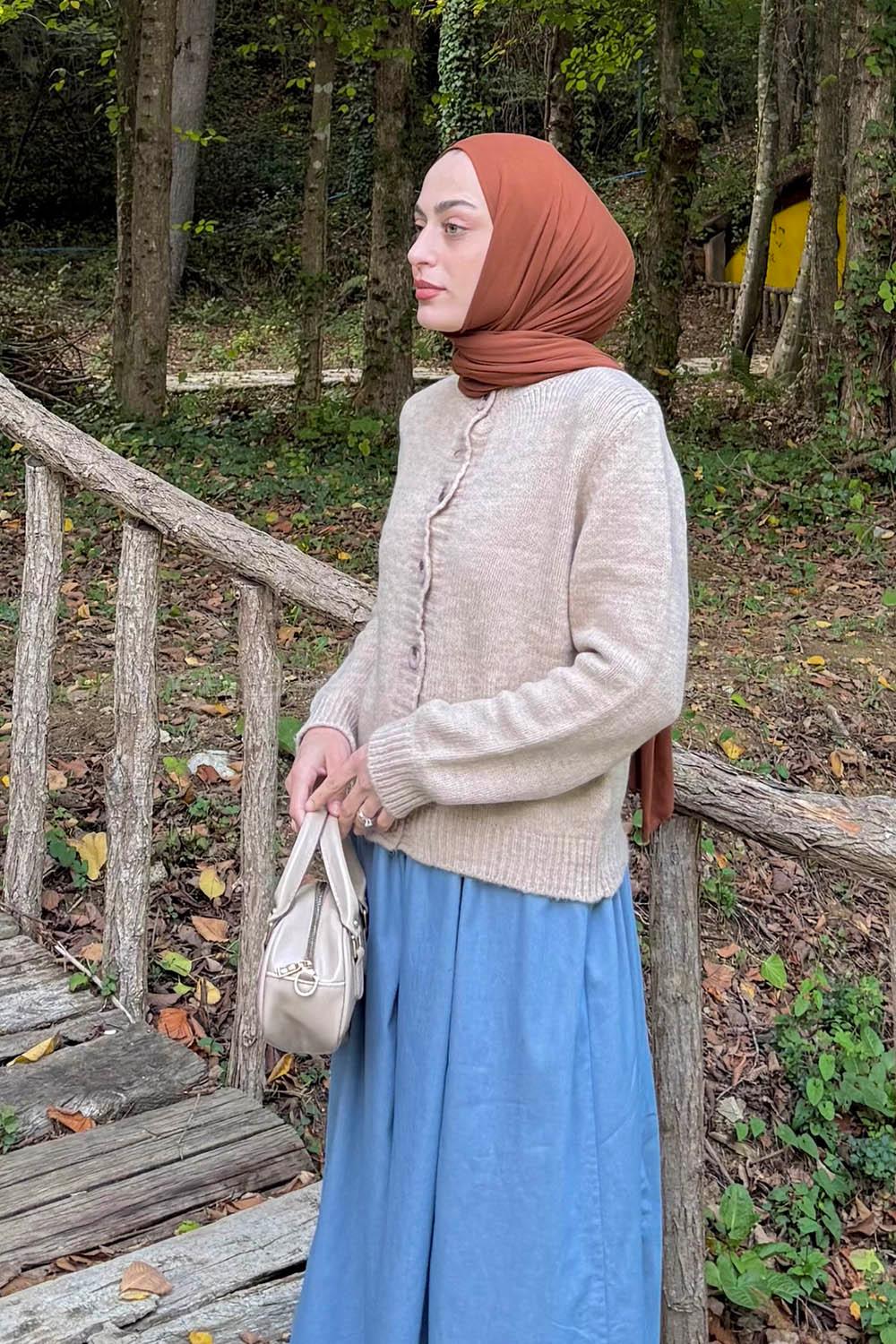 Lamelif Bisiklet Yaka Kısa Hırka Bej