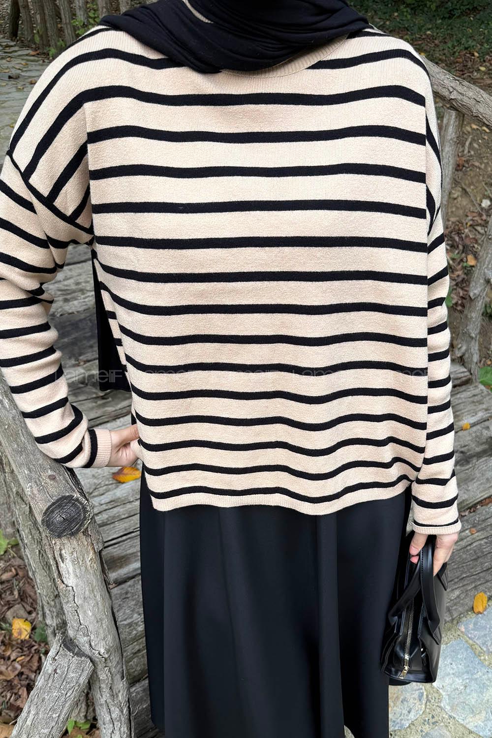 Camel Turtle Neck Long Arm Jumper