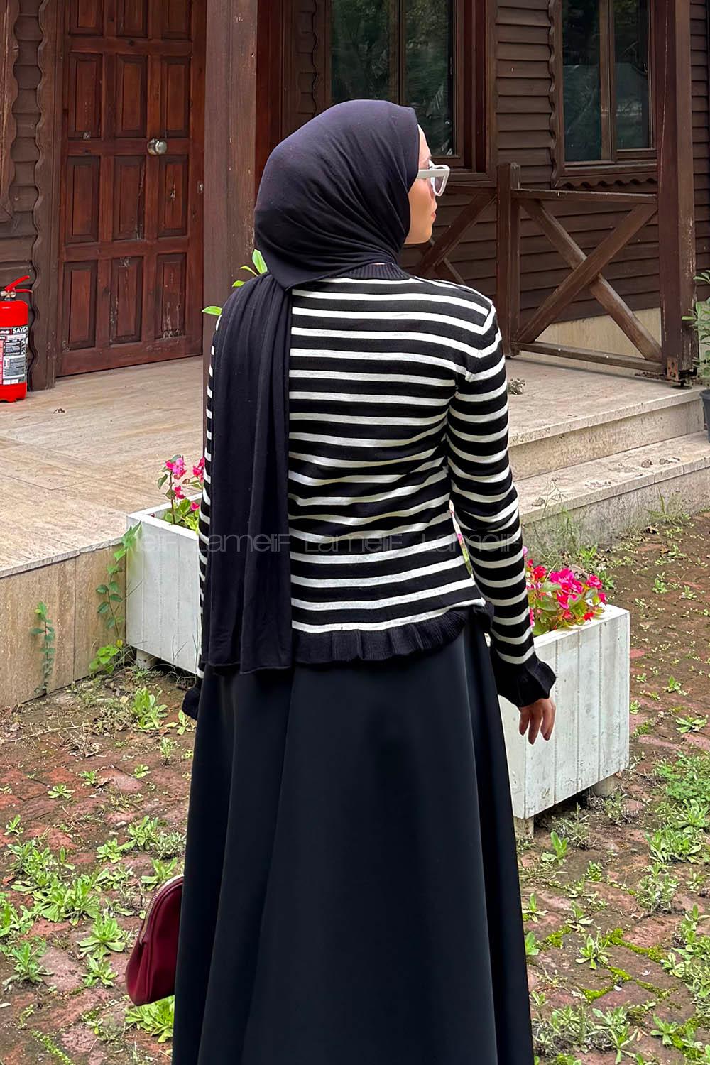 Lamelif Fırfırlı Çizgili Hırka Siyah