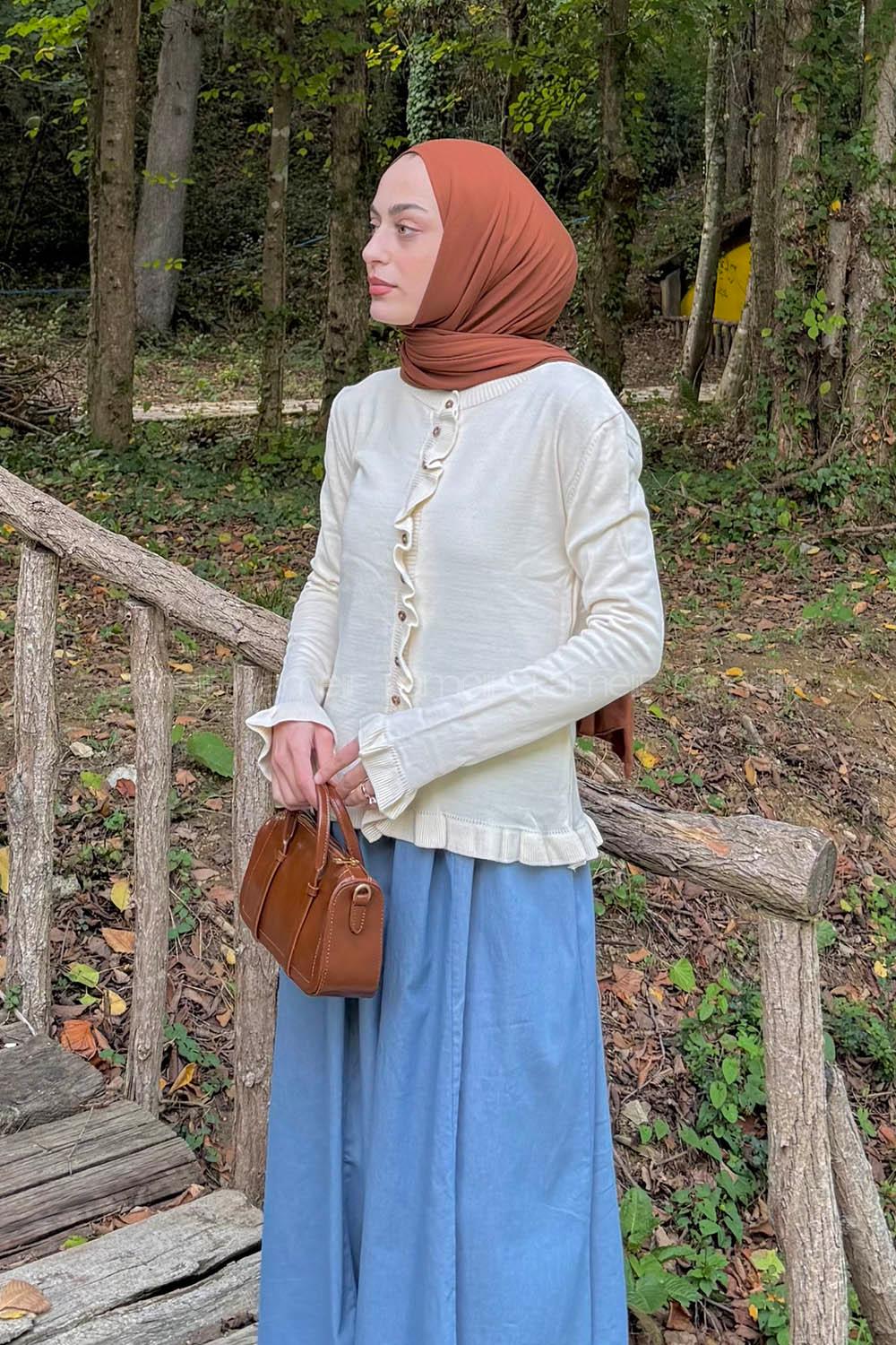 Lamelif Fırfırlı Hırka Naturel