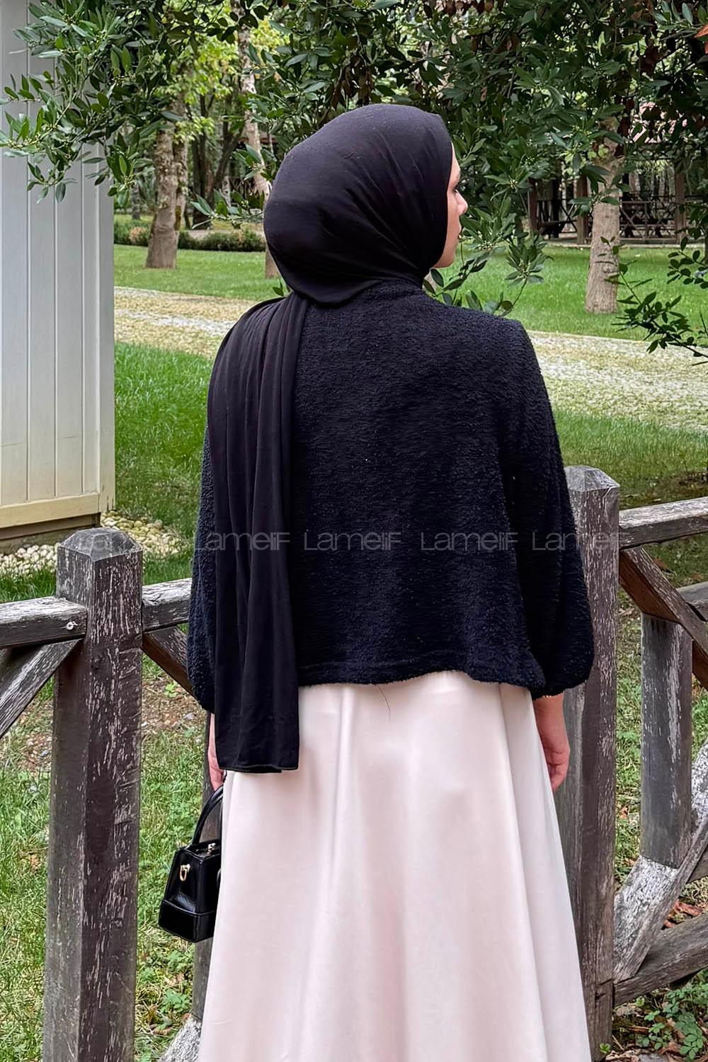 Lamelif Püsküllü Hırka Siyah