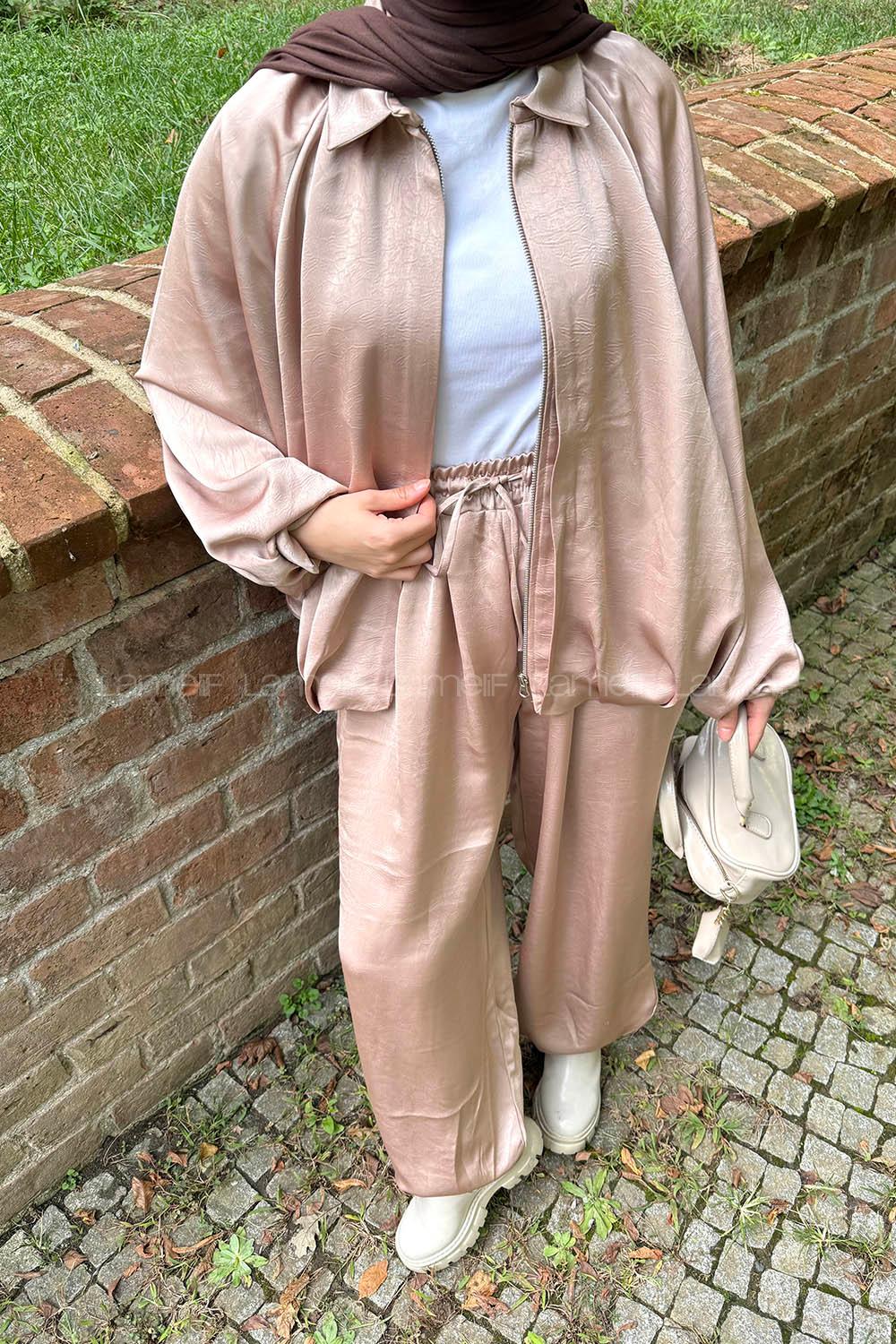 Beige Shirt Collar Bat Sleeve Arm Cotton Satin Fabric Regular Trousers Comfortable Suit