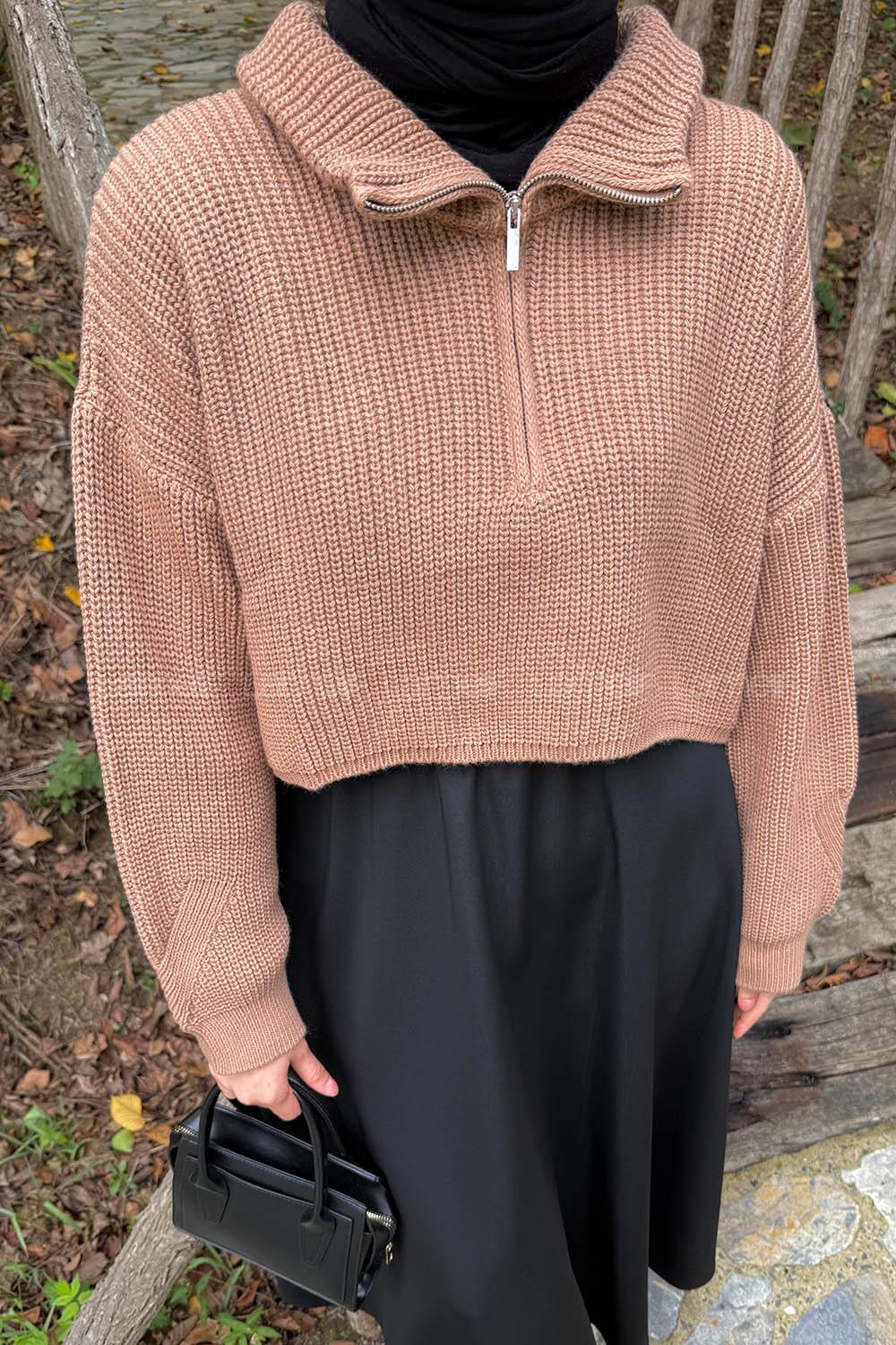 Camel Zippered Neck Long Arm Jumper