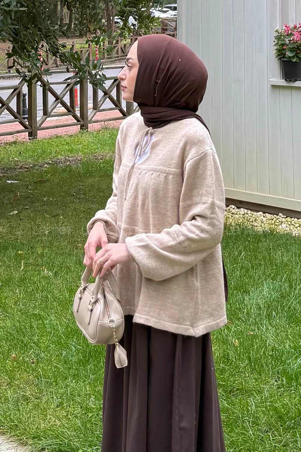 Lamelif Yakası Bağcıklı Triko Kazak Bej