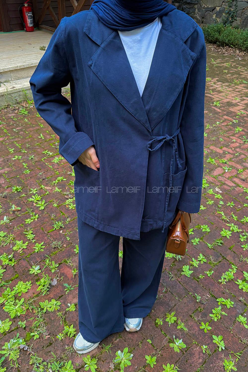 Lamelif Yan Bağlama Detaylı Pantolonlu Takım Lacivert