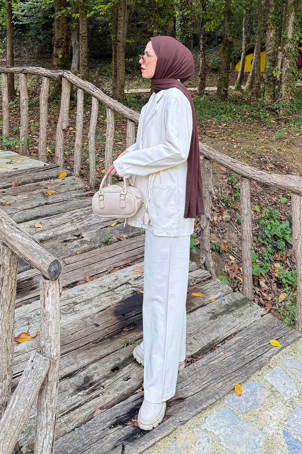 Lamelif Yan Bağlama Detaylı Pantolonlu Takım Taş Rengi