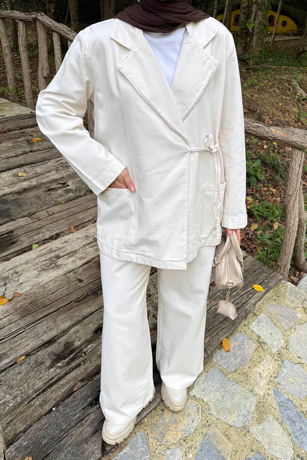 Lamelif Yan Bağlama Detaylı Pantolonlu Takım Taş Rengi