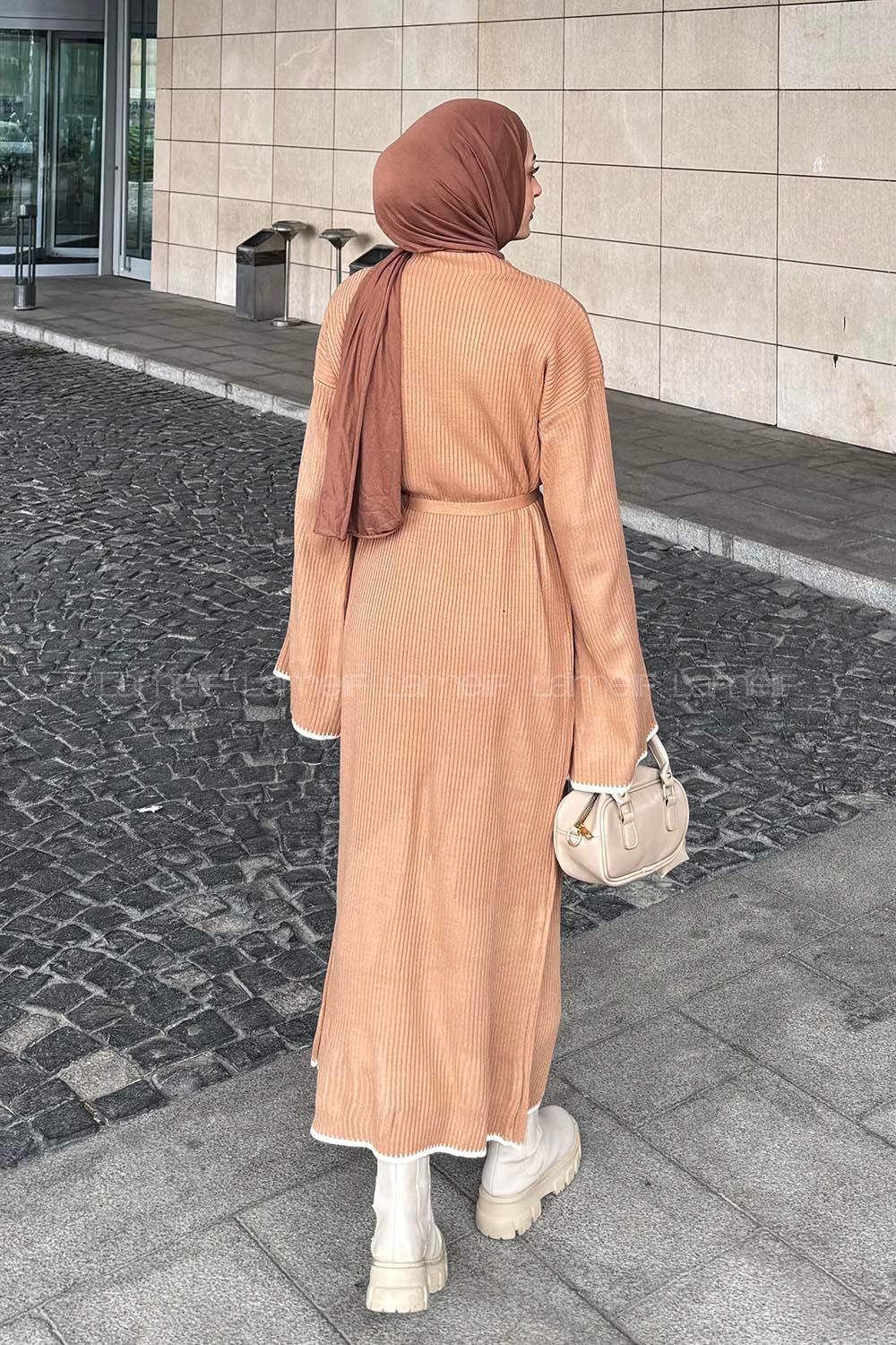 Lamelif Çoban Dikişli Triko Elbise Camel