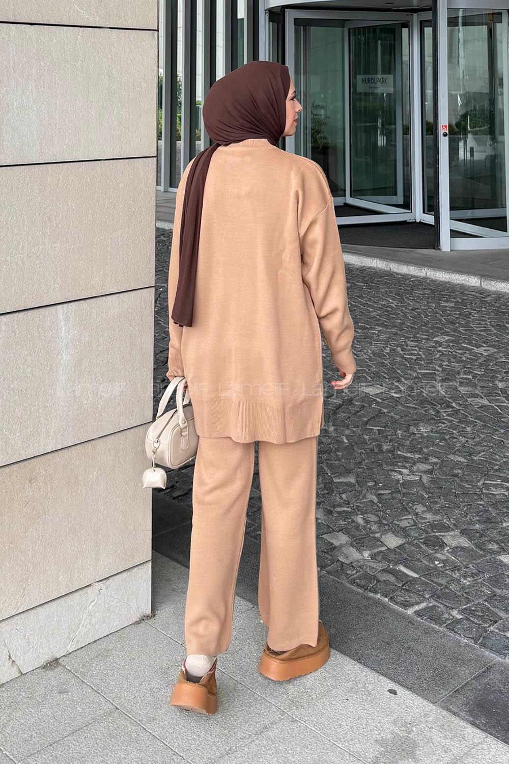 Lamelif Kalpli Triko Takım Camel