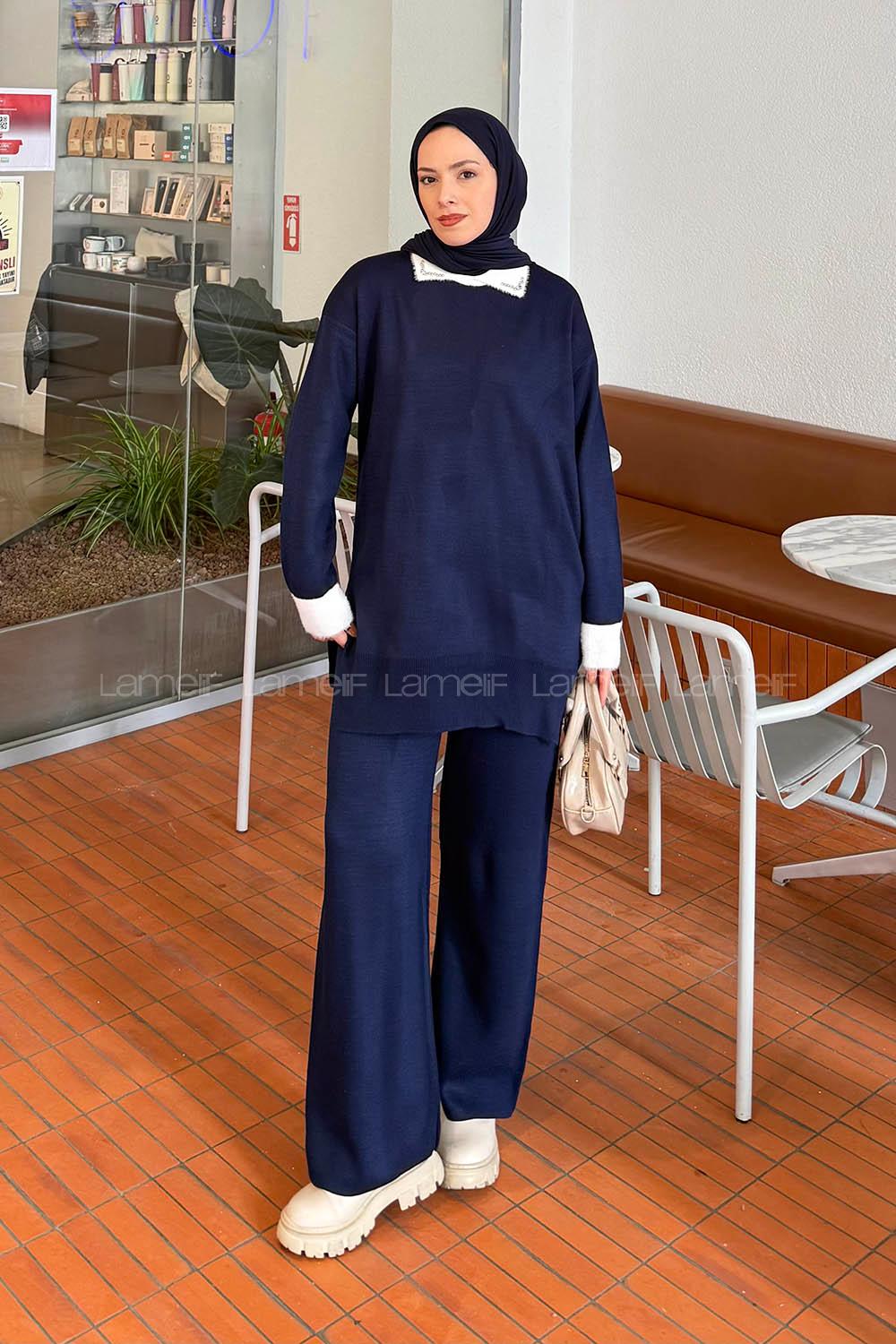 Lamelif Yakası Taşlı Triko Takım Lacivert