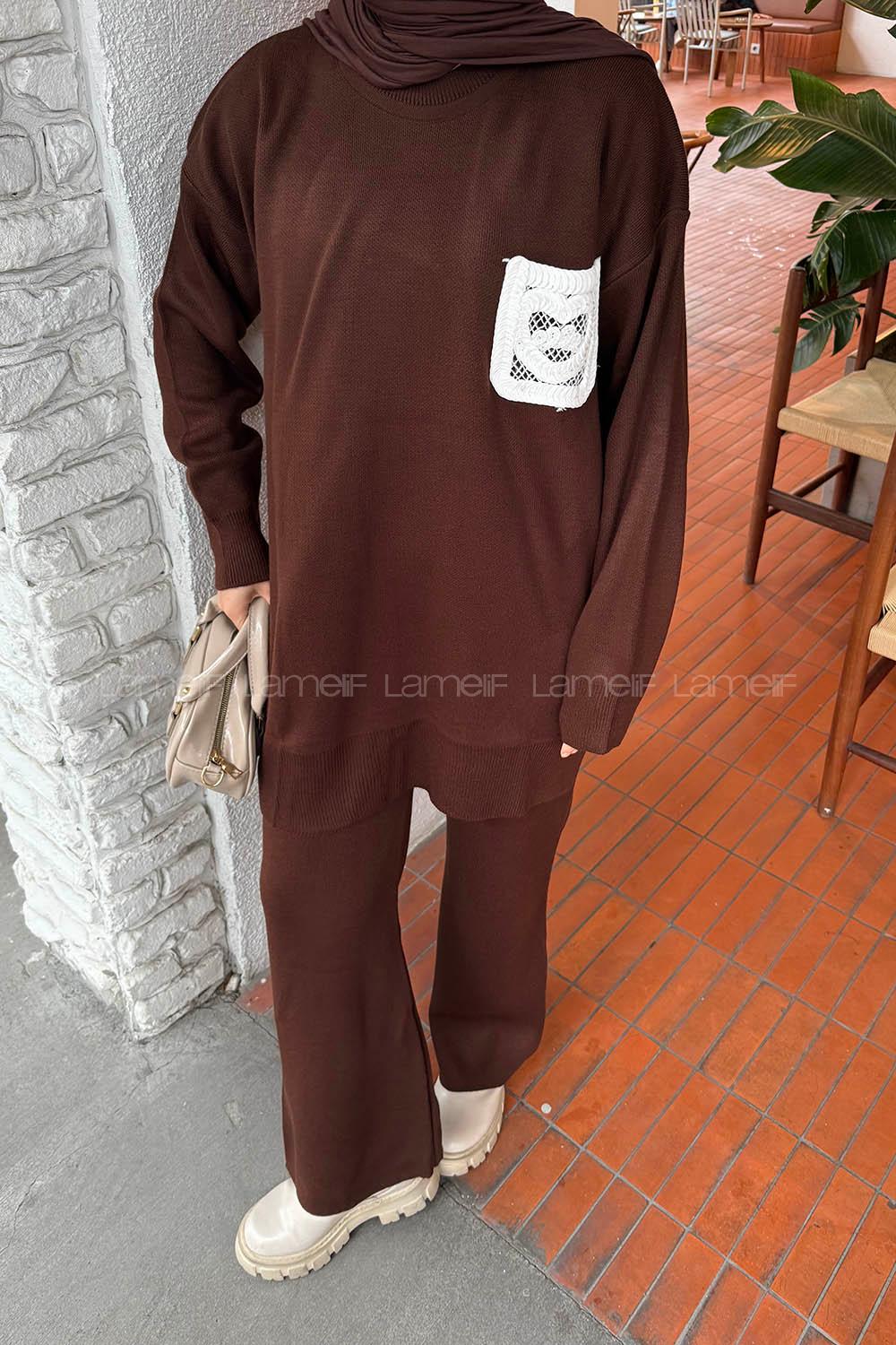Bitter Brown Crew Neck Long Arm Knitwear Regular Trousers Comfortable Suit