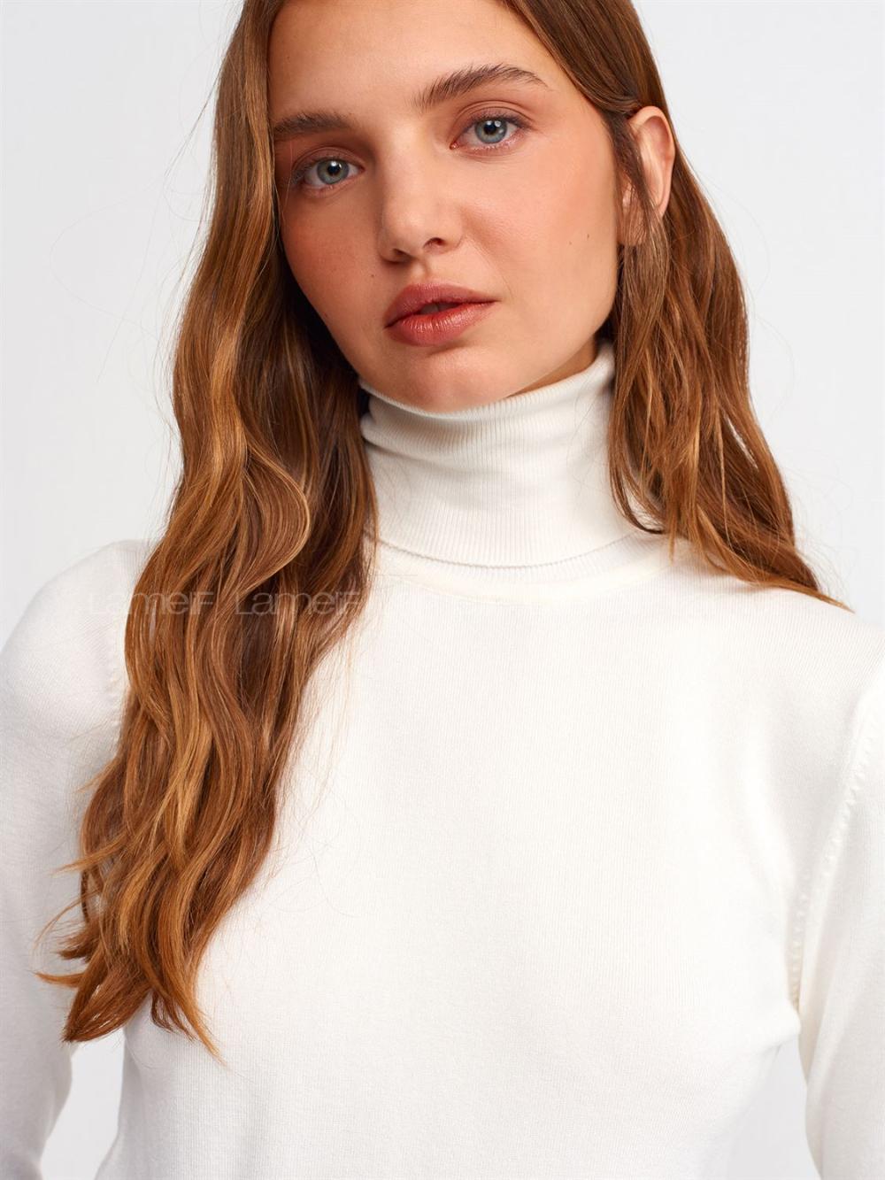 Lamelif Dilvin Balıkçı Yaka Kazak Ekru