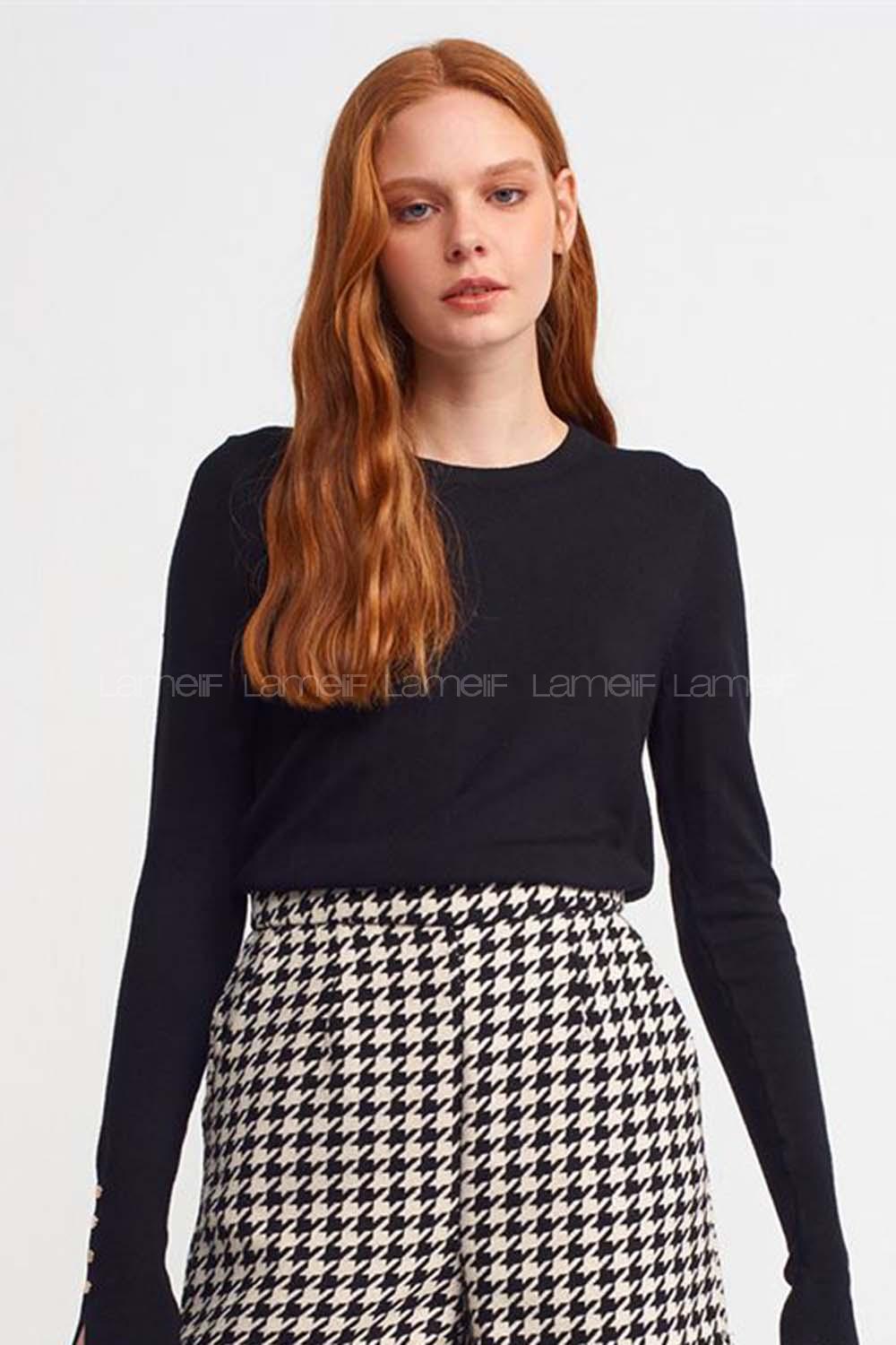 Black Crew Neck Knitwear