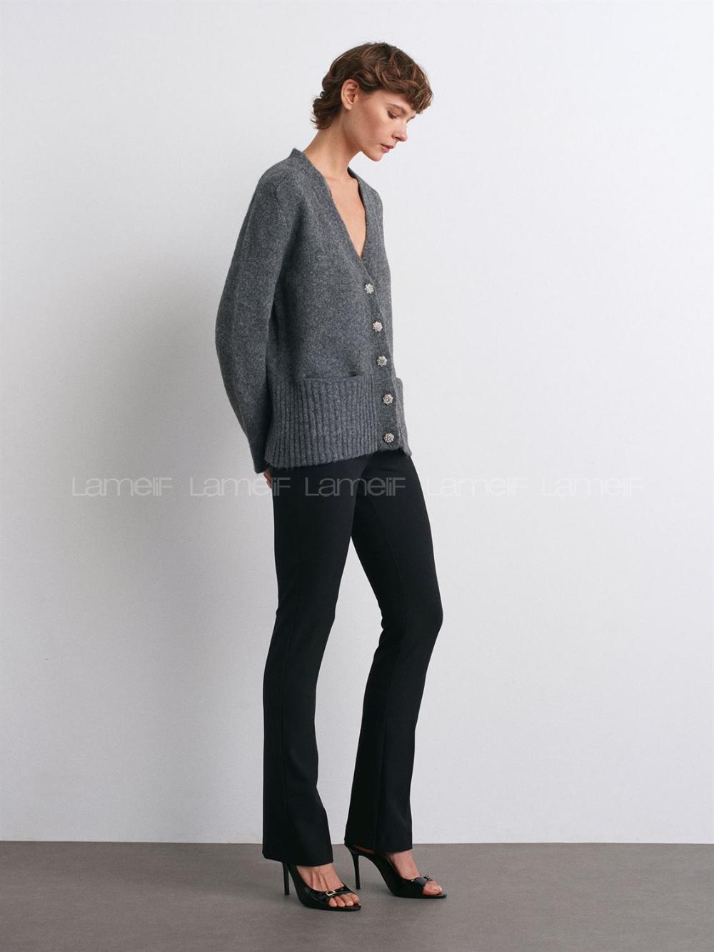 Smoked Normal Neck V Neck Cardigan