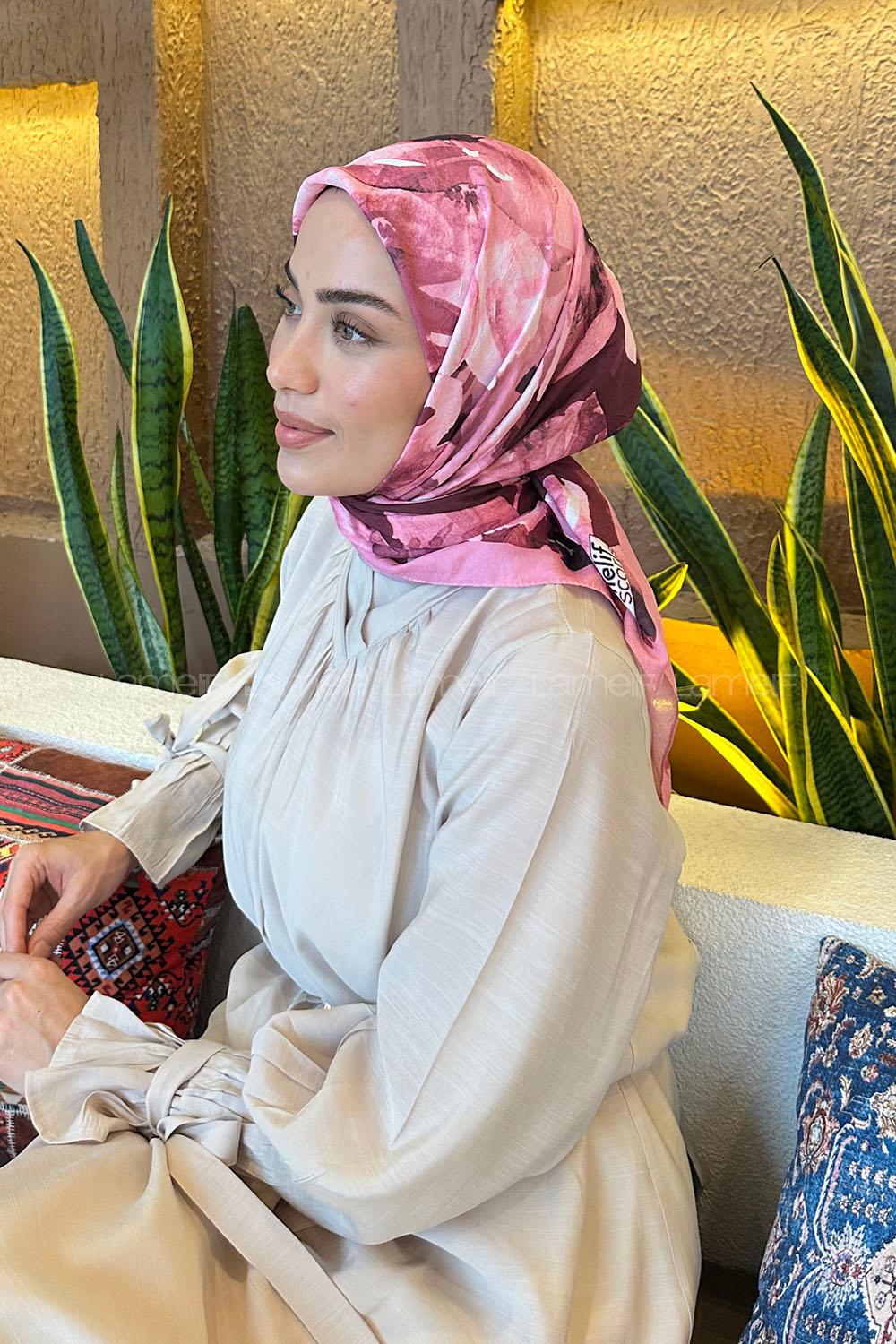 Lamelif Çiçek Desen Bambu Eşarp Şeker Pembe