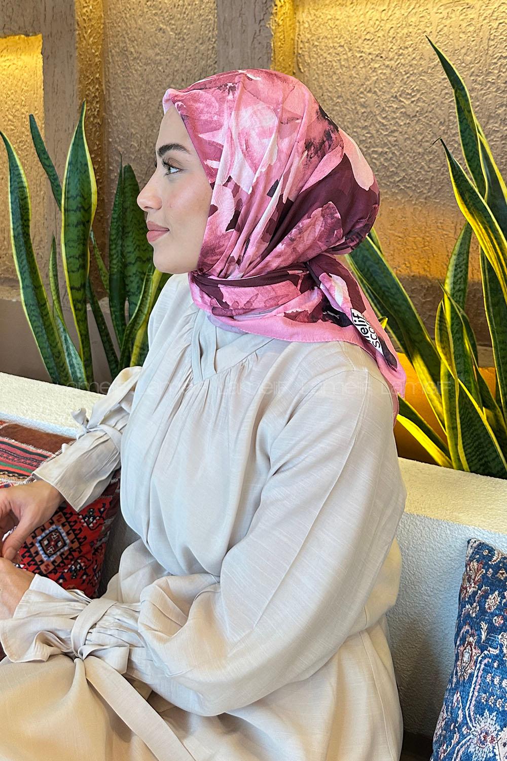 Lamelif Çiçek Desen Bambu Eşarp Şeker Pembe