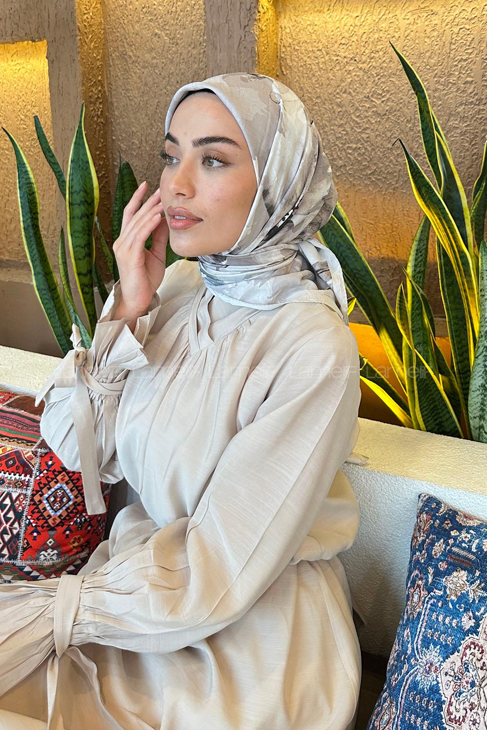 Lamelif Çiçek Desen Bambu Eşarp Taş