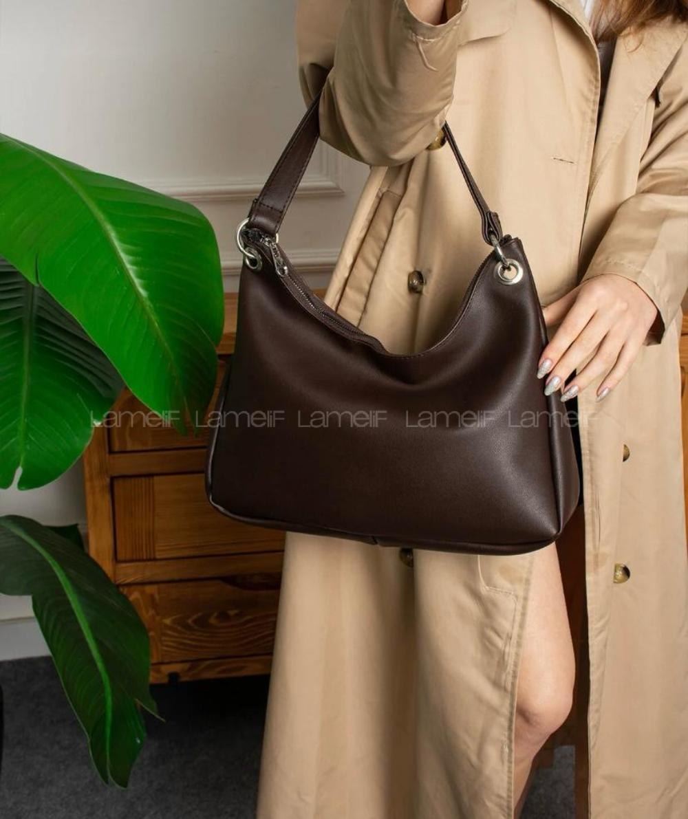Lamelif Halka Detaylı Yumuşak Deri Ayarlanabilir Omuz Askılı Salaş Kadın Çanta