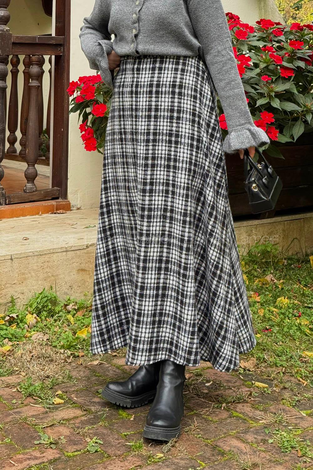 Lamelif Ekose Detay Etek Beyaz-Siyah