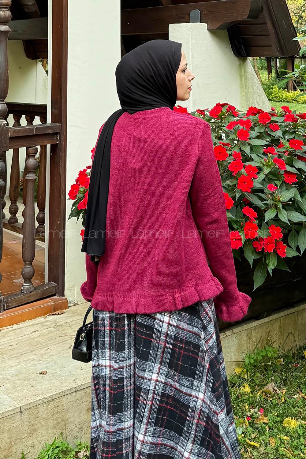 Sour Cherry Crew Neck Long Arm Knitwear Cardigan
