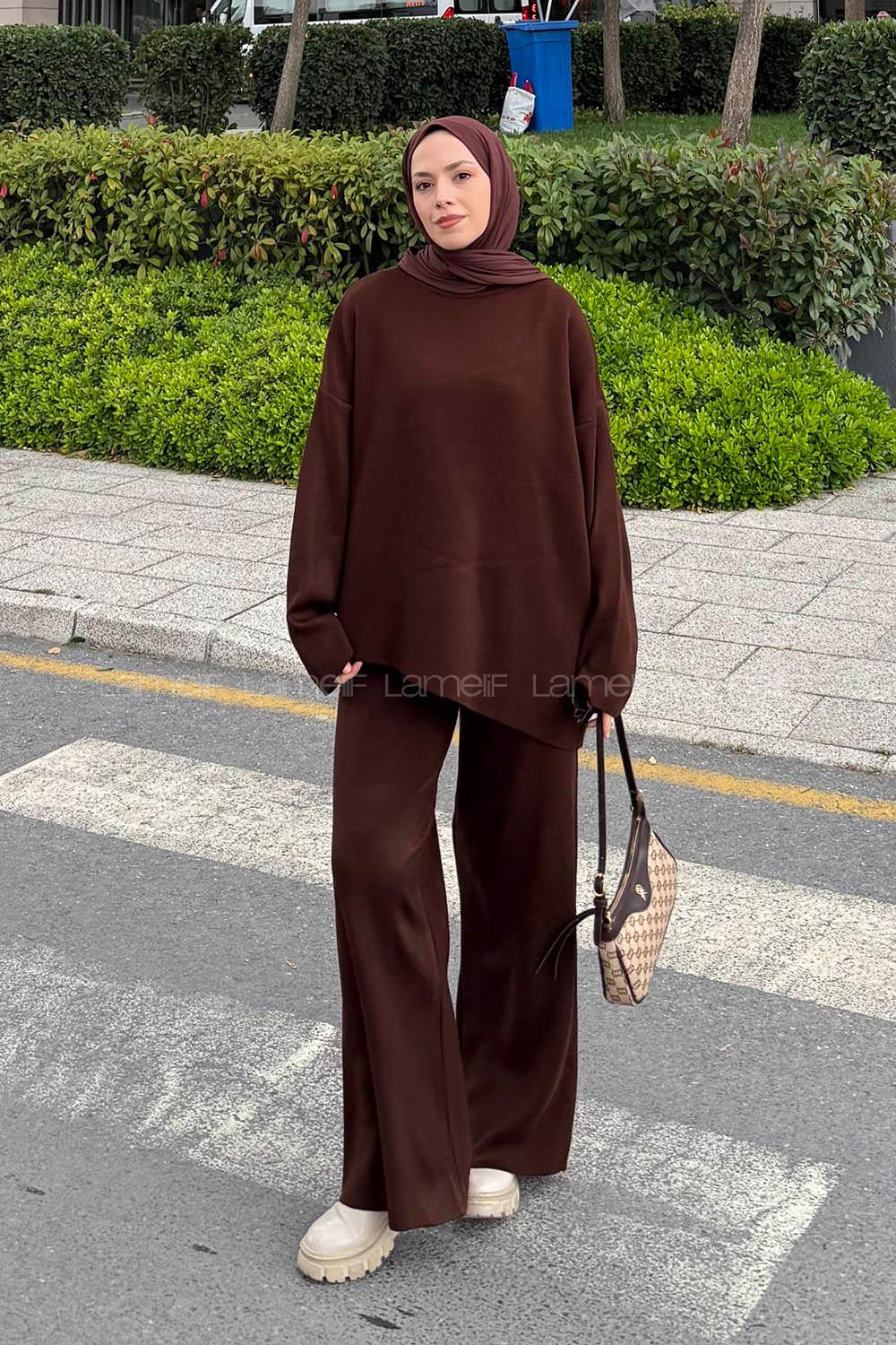 Bitter Brown Crew Neck Long Arm Knitwear Regular Trousers Comfortable Suit