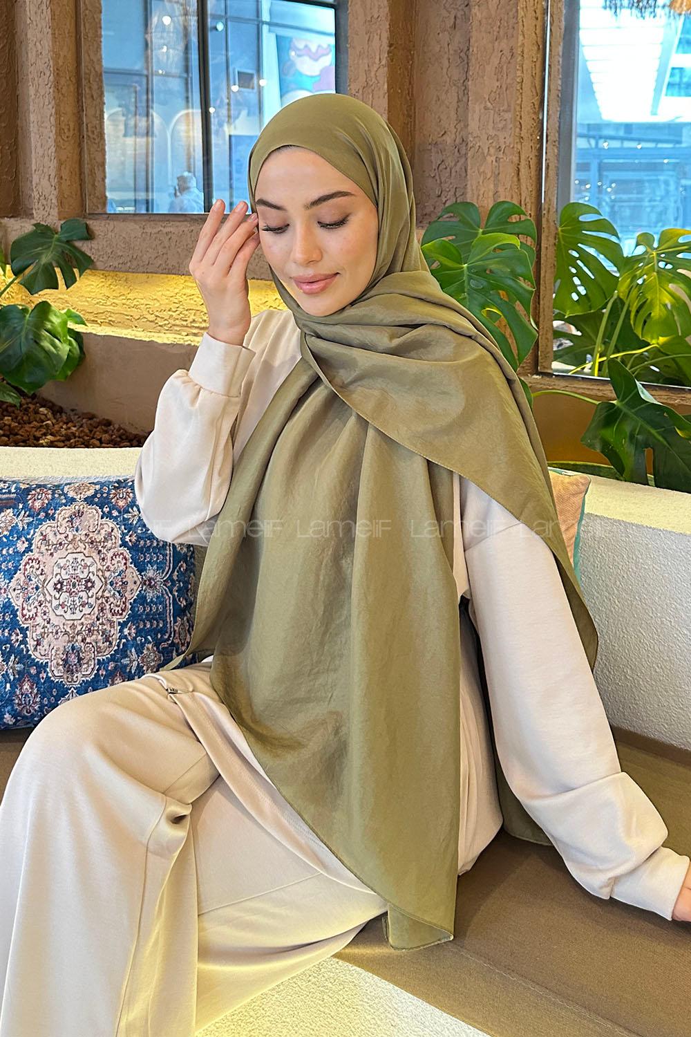 Lamelif Brisa Vual Şal Asker Yeşili