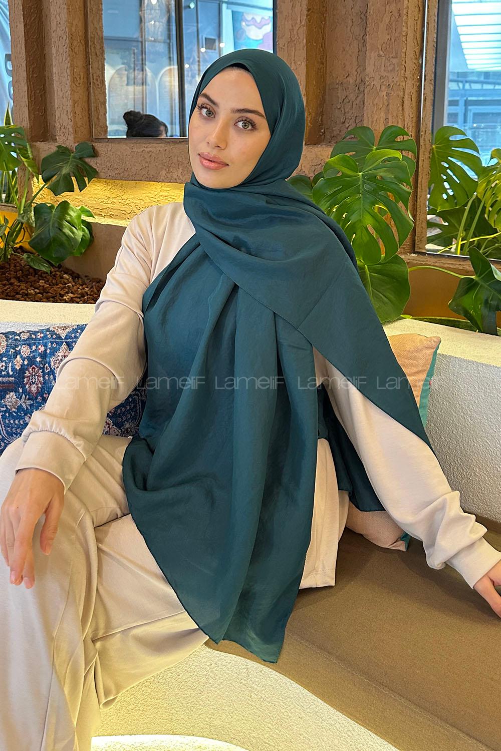 Lamelif Brisa Vual Şal Zümrüt Yeşili