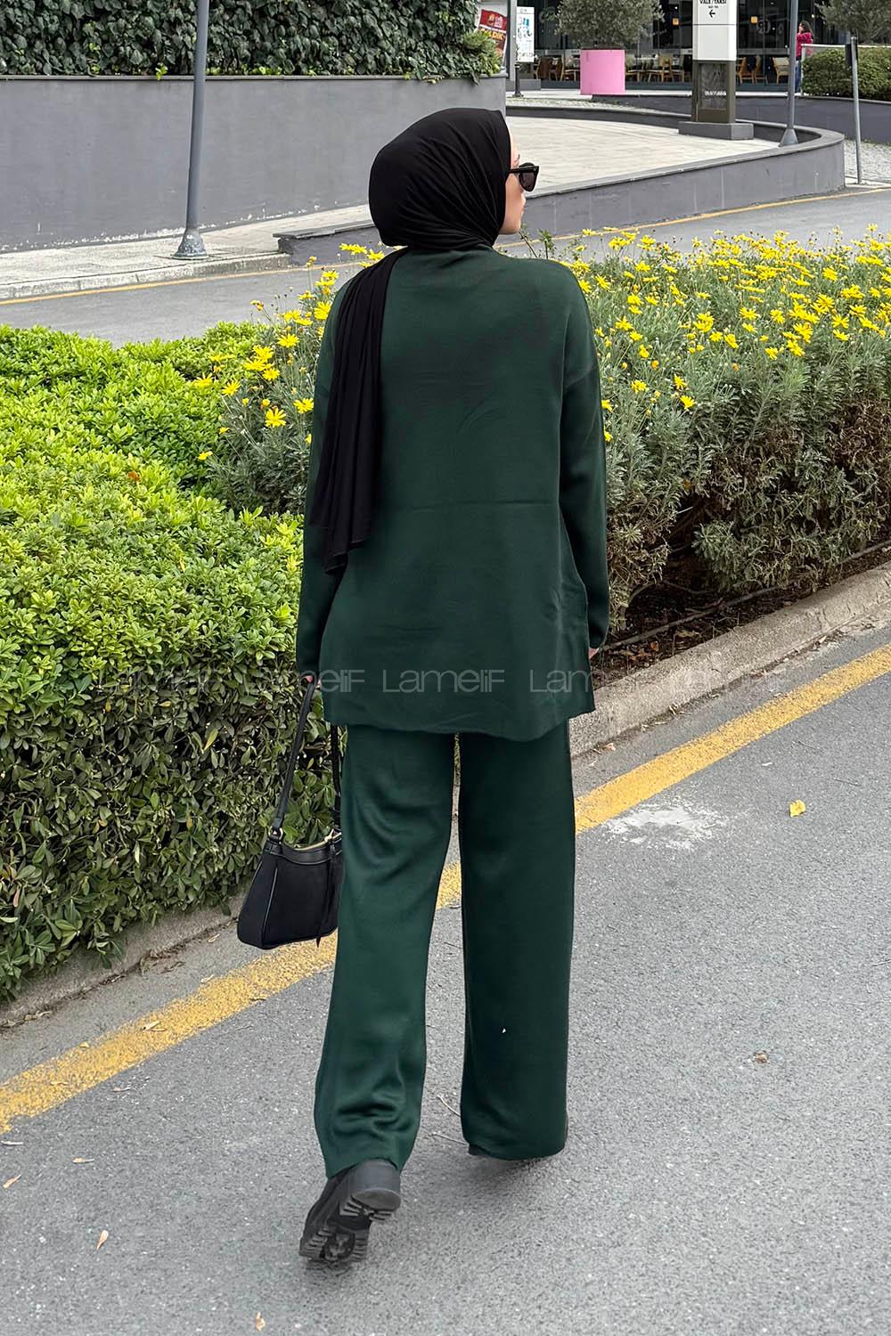 Lamelif Düğme Detaylı Triko Takım Zümrüt