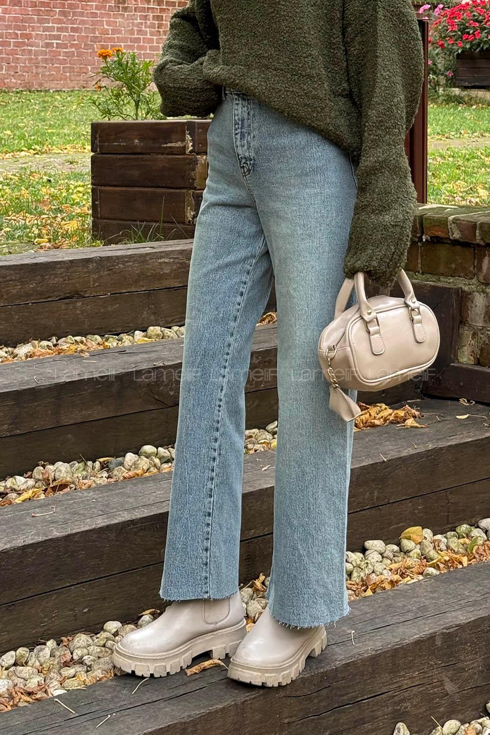 Lamelif Kesik Paça Jean Mavi Yıkama