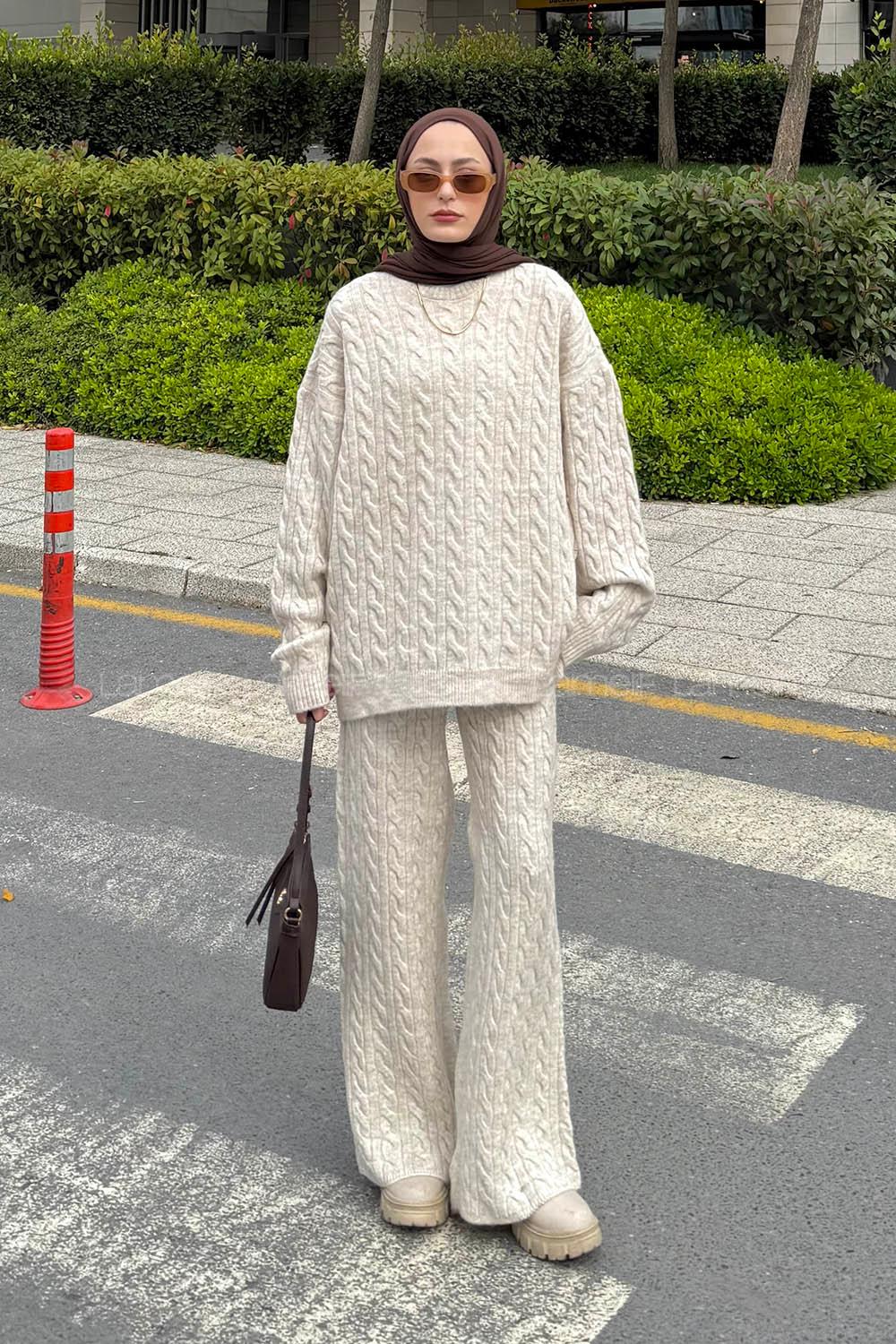 Lamelif Örgülü Şardonlu Takım Taş