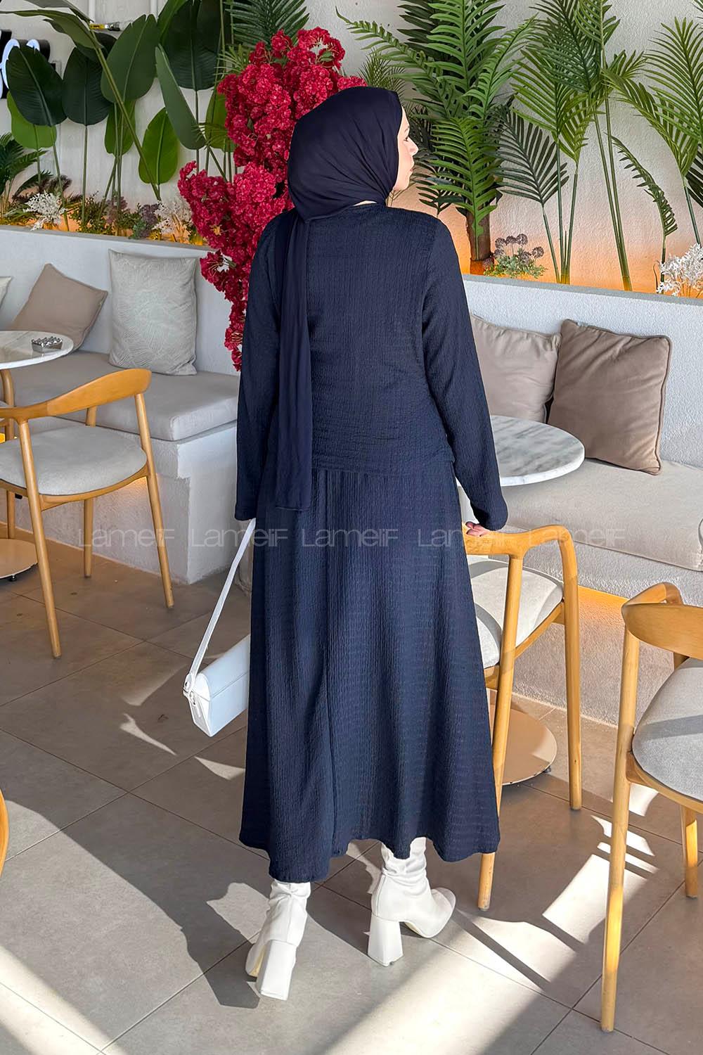 Lamelif Broş Detaylı Etekli Takım Lacivert