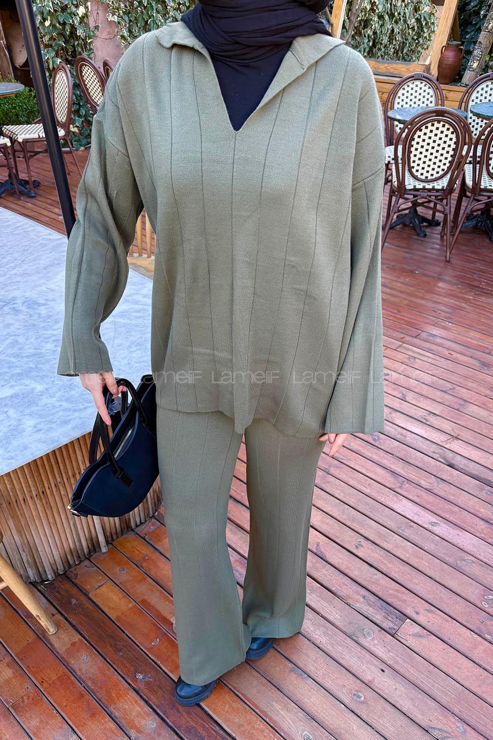 Khaki Medium Crew Neck Long Arm Knitwear Comfortable Suit