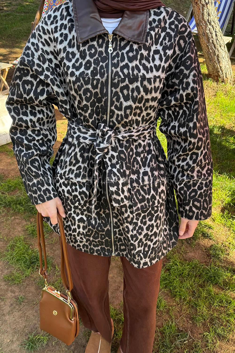 Bitter Brown Shirt Collar Long Arm Cotton Denim Jacket