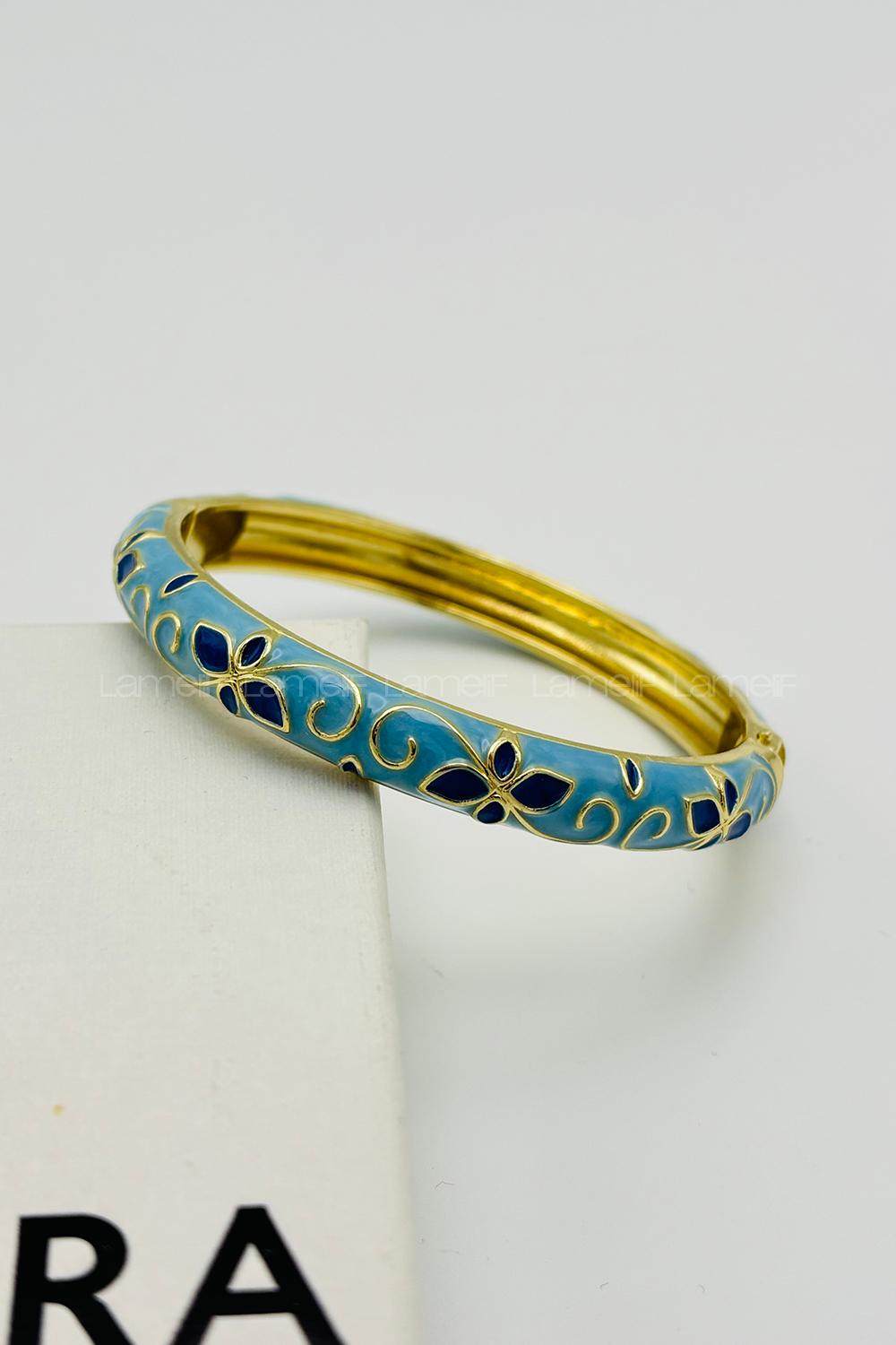 Lamelif Mavi Renkli Çiçek Desen Mineli Bilezik