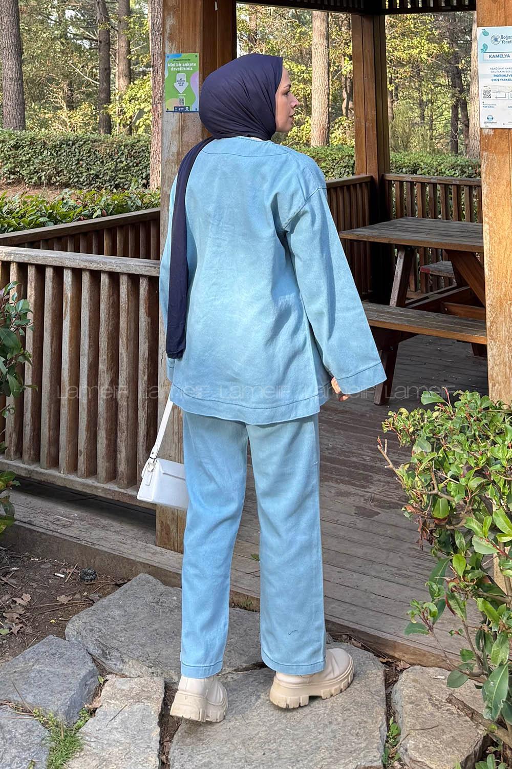 Lamelif V Yaka Düğmeli İkili Takım Açık Mavi