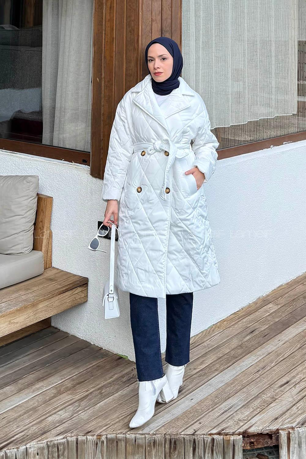 Lamelif Bağlama Detaylı Kapitone Mont Beyaz