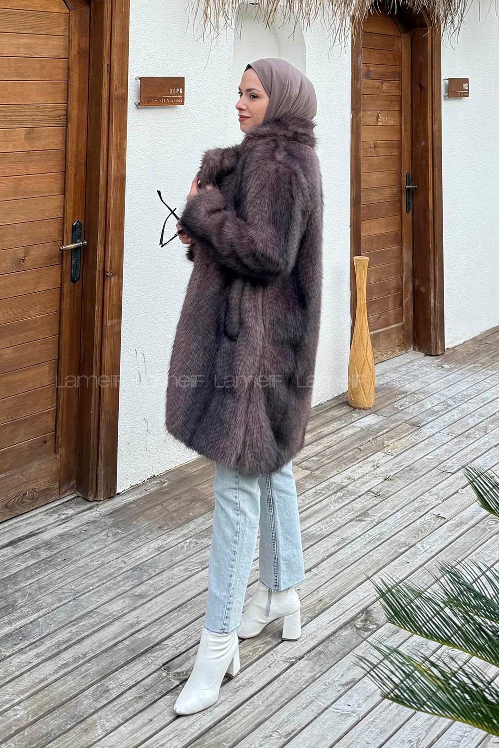 Lamelif Uzun Kürk Mont Kahverengi