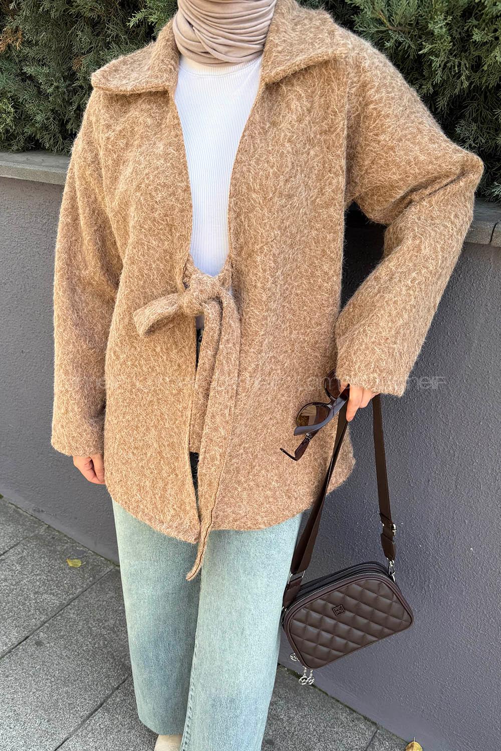 Lamelif Bağlama Detaylı Ceket Camel